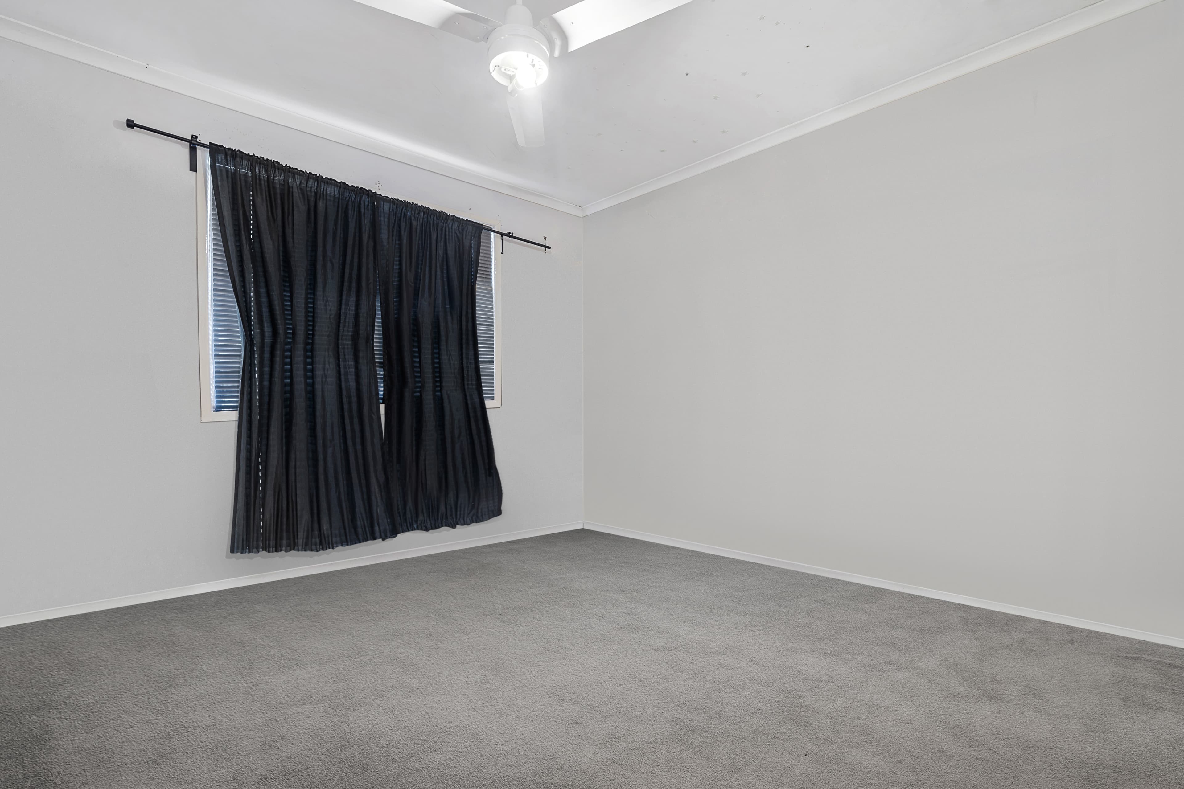 Portfolio image Clean Bedroom Removal